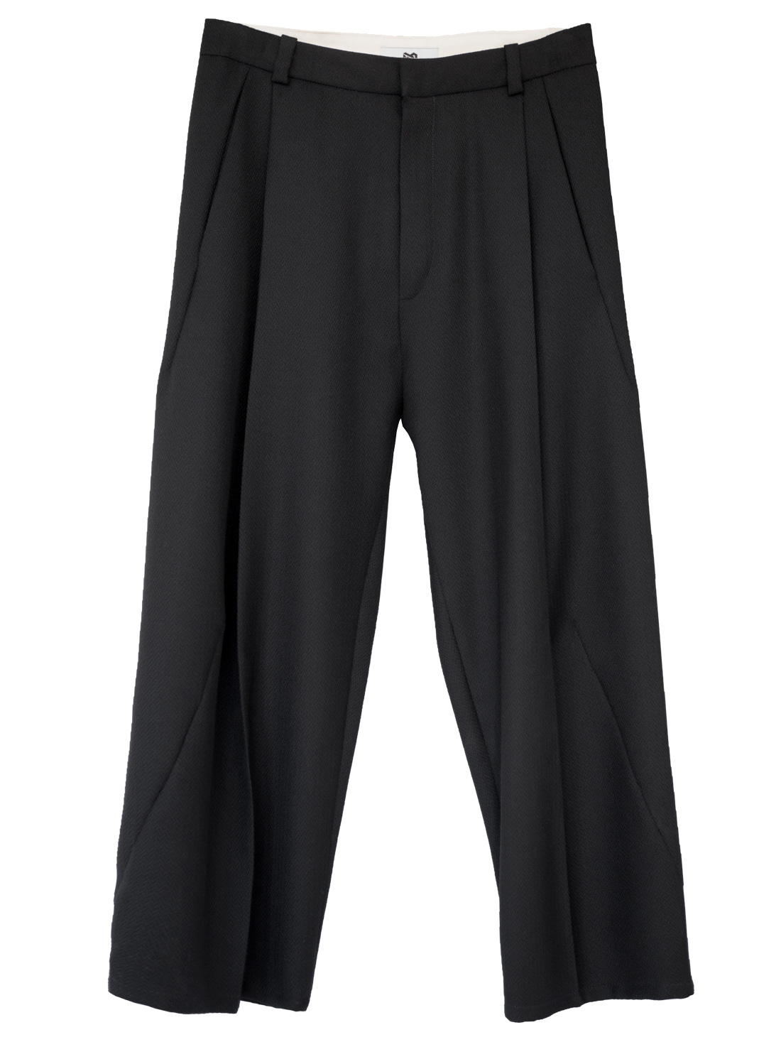 wide trousers